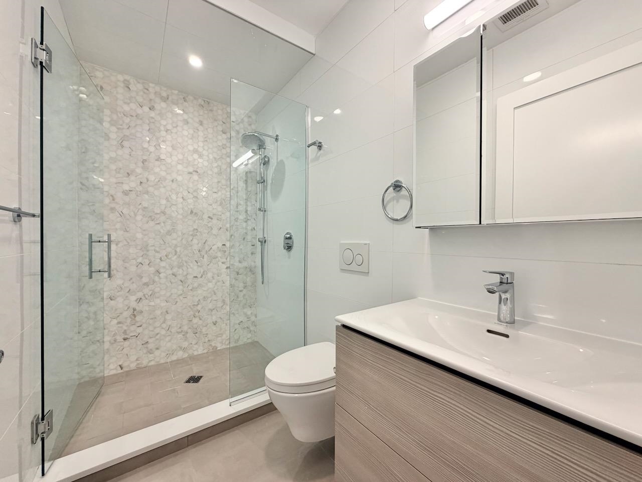 56 3RD ST Unit: 3
