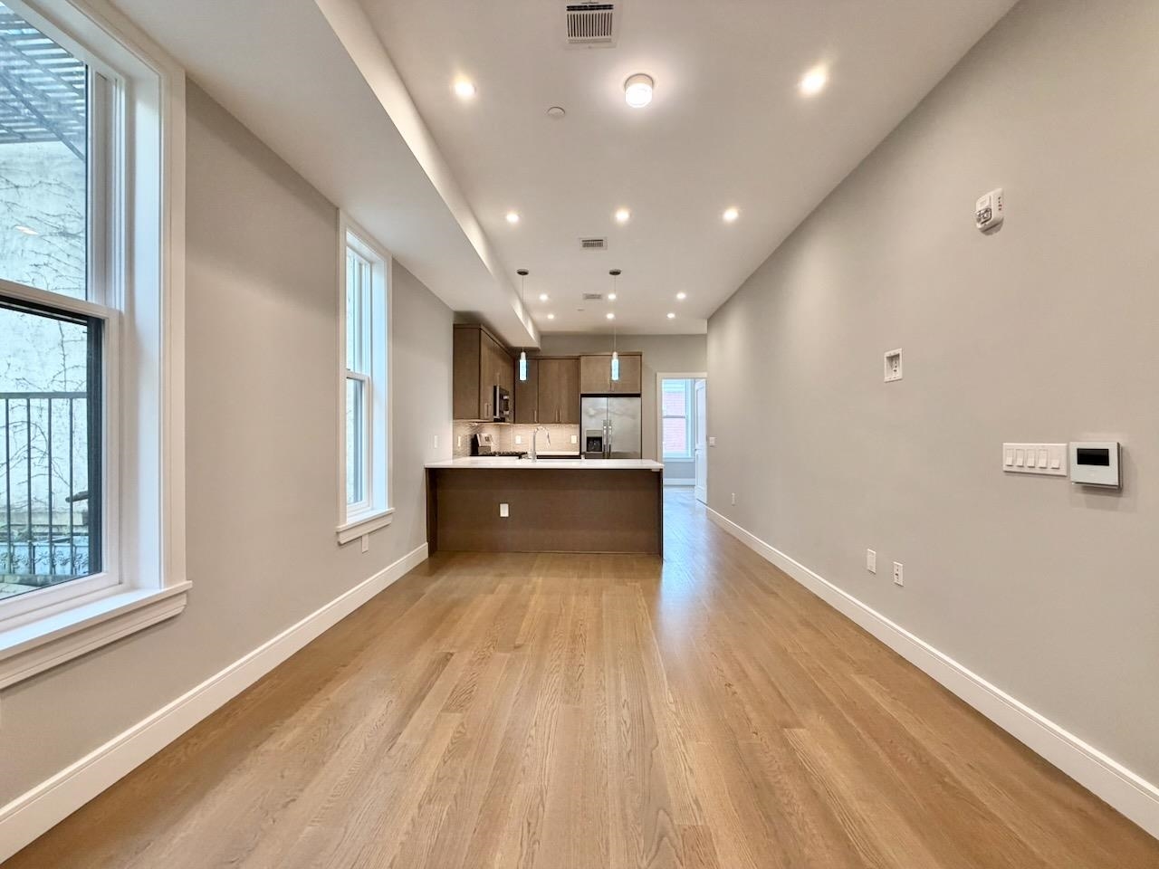 56 3RD ST Unit: 3