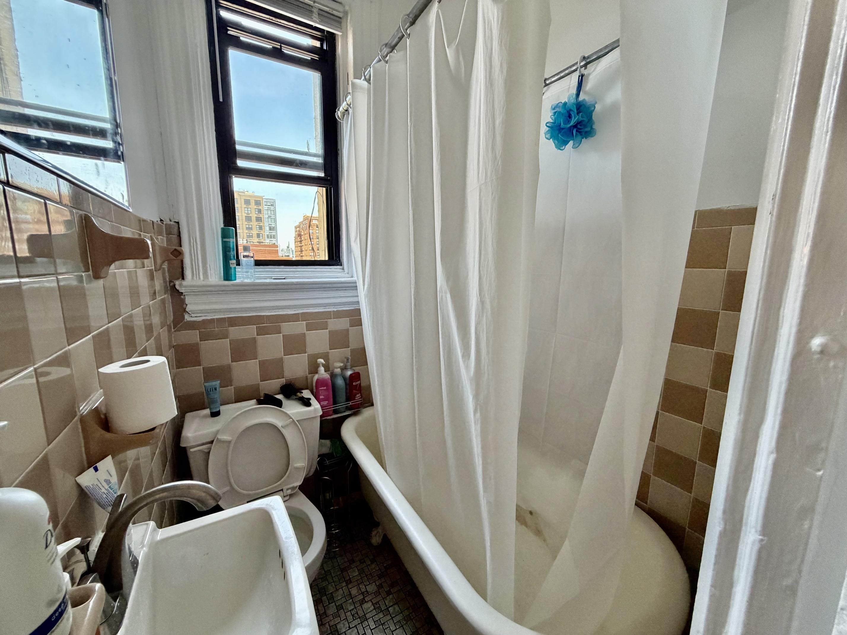 104 14TH ST Unit: 7
