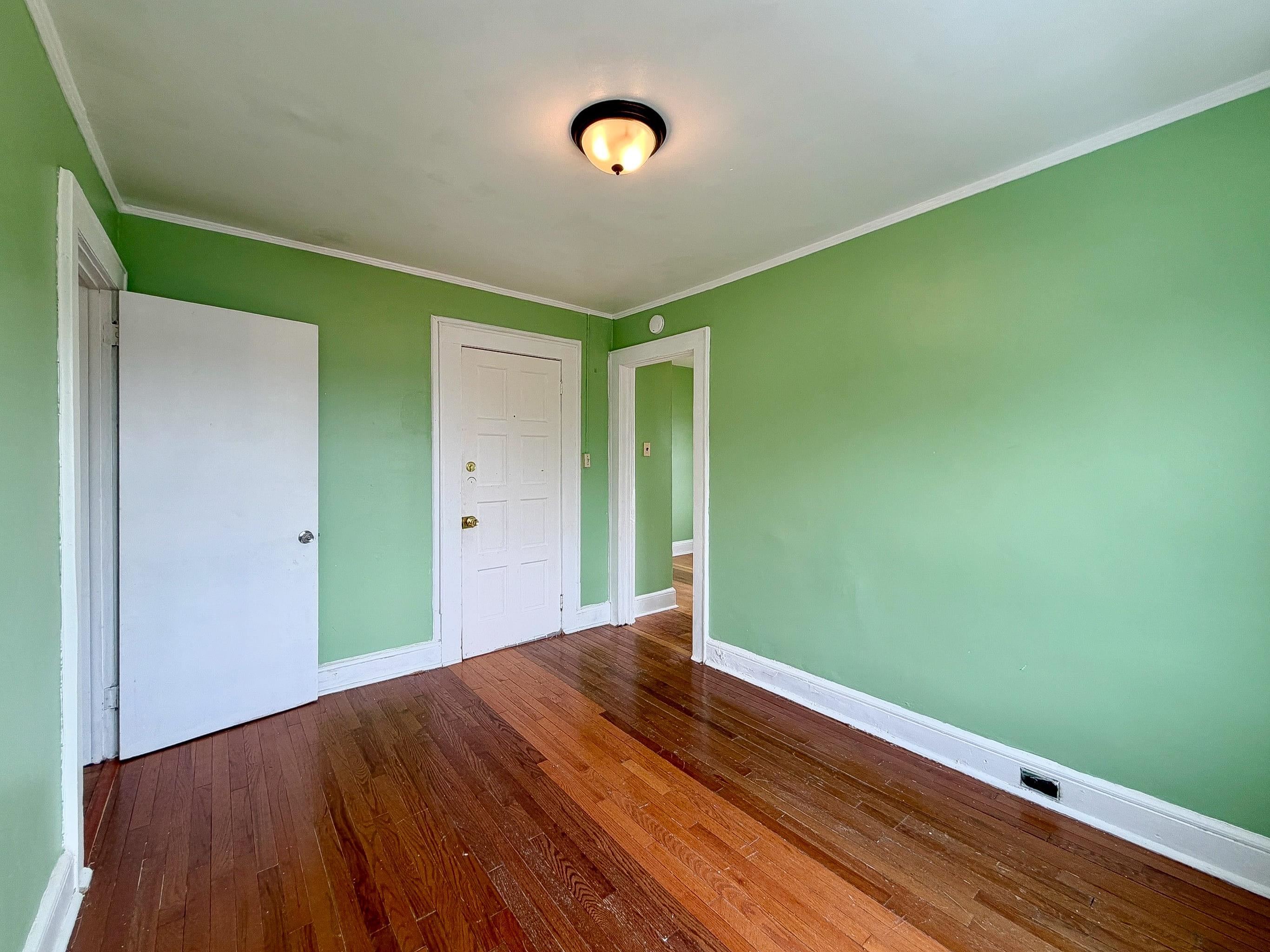 231 MYRTLE AVE