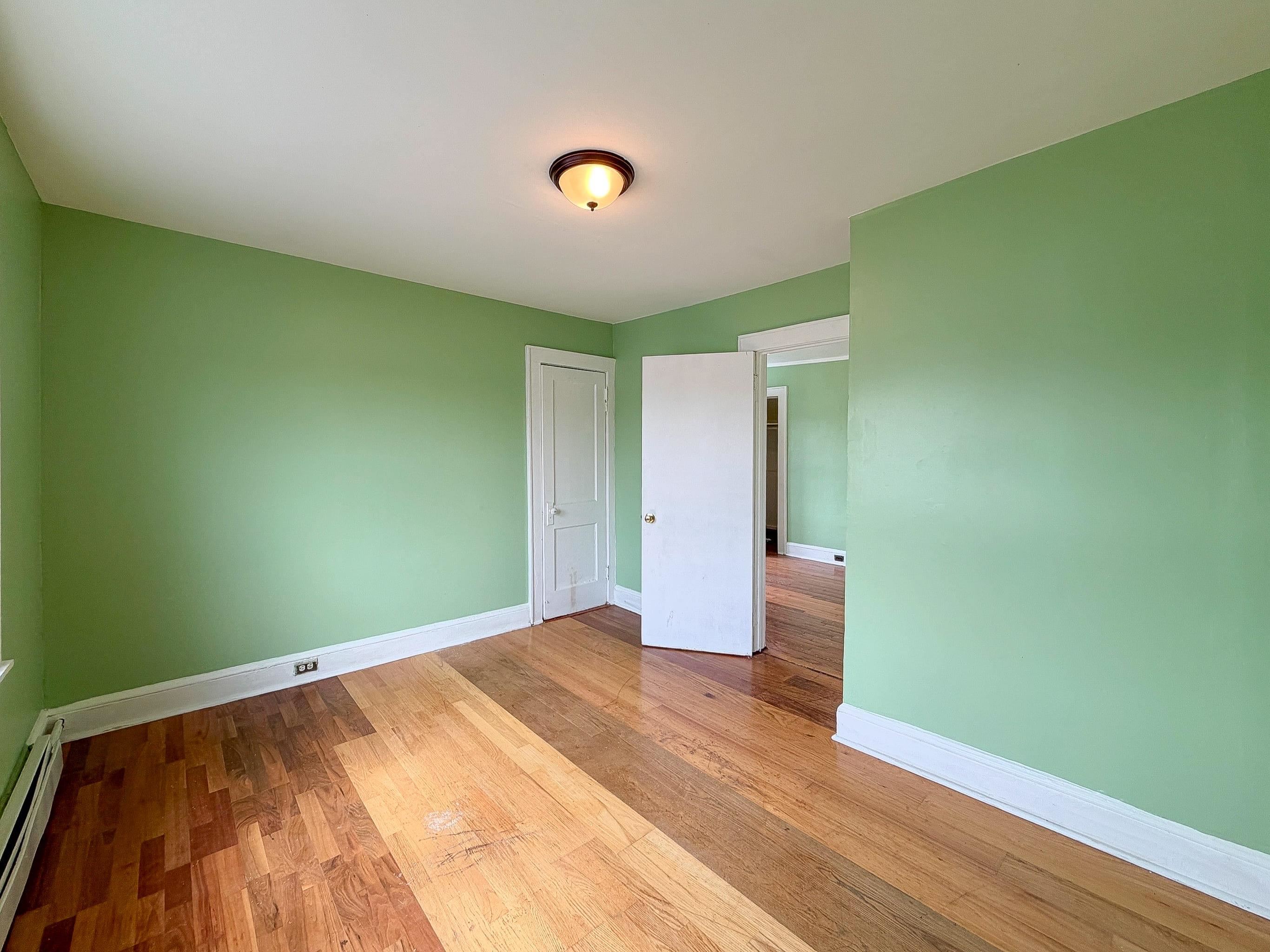 231 MYRTLE AVE