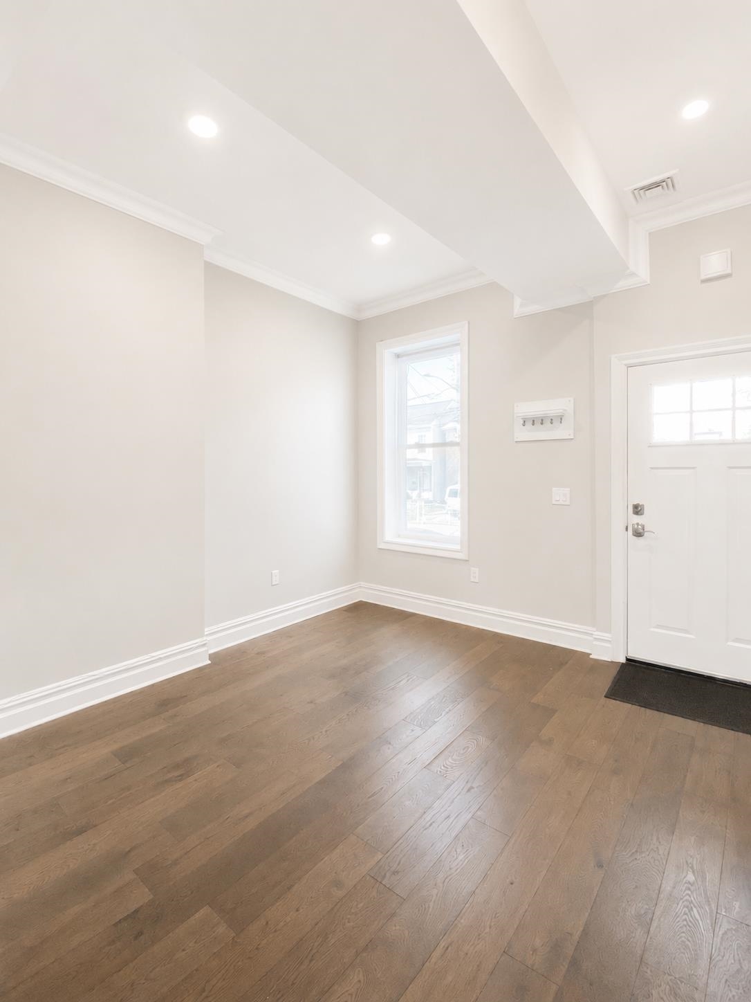 29 BELMONT AVE Unit: 2