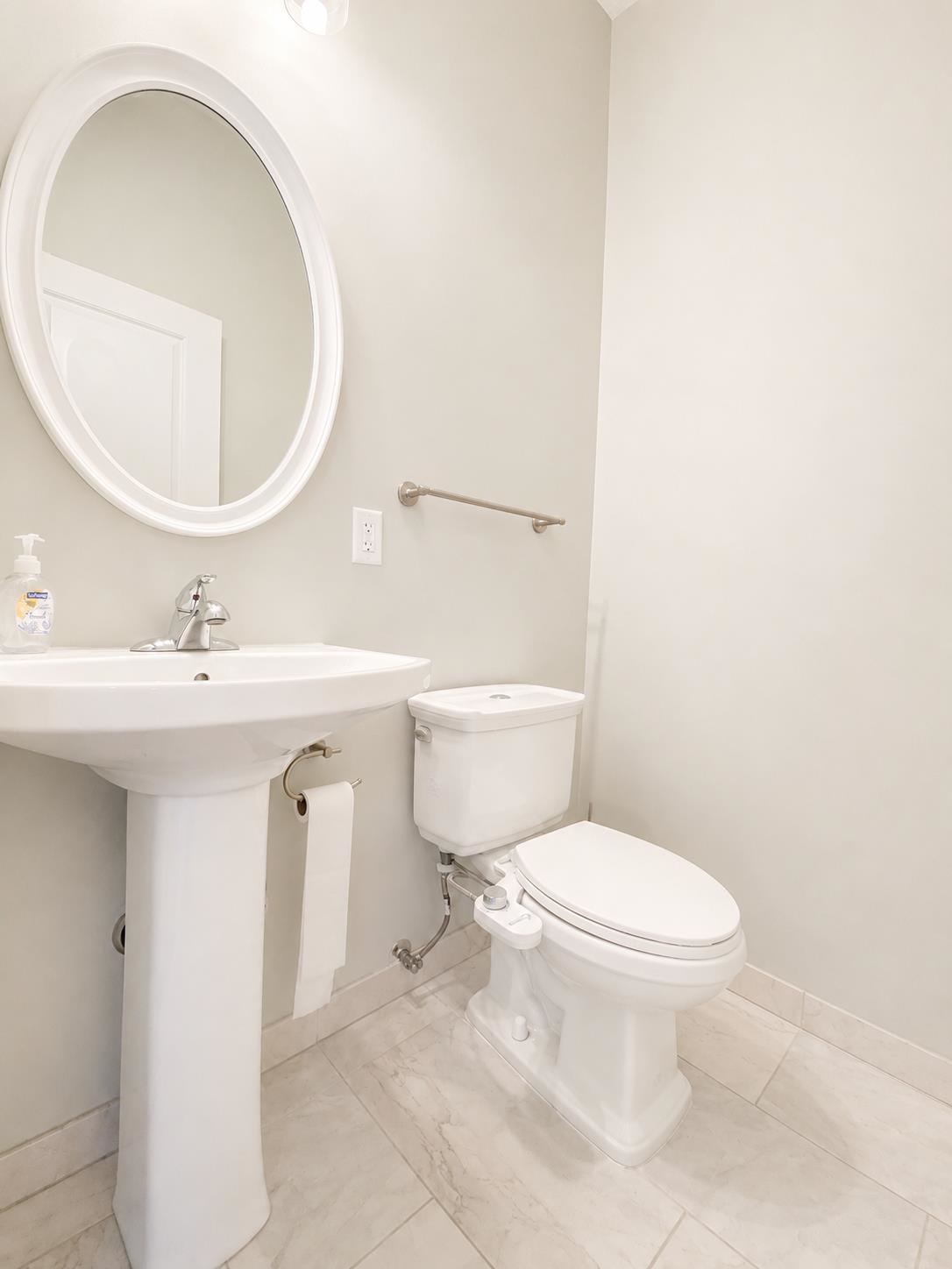 29 BELMONT AVE Unit: 2