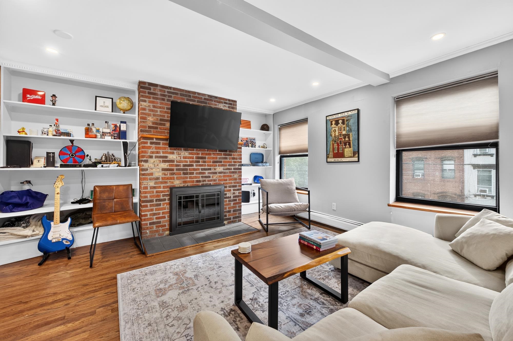 205 PARK AVE Unit: 5