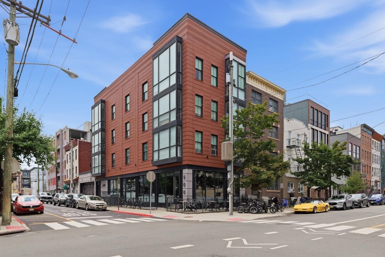 500 JEFFERSON ST Unit: 5