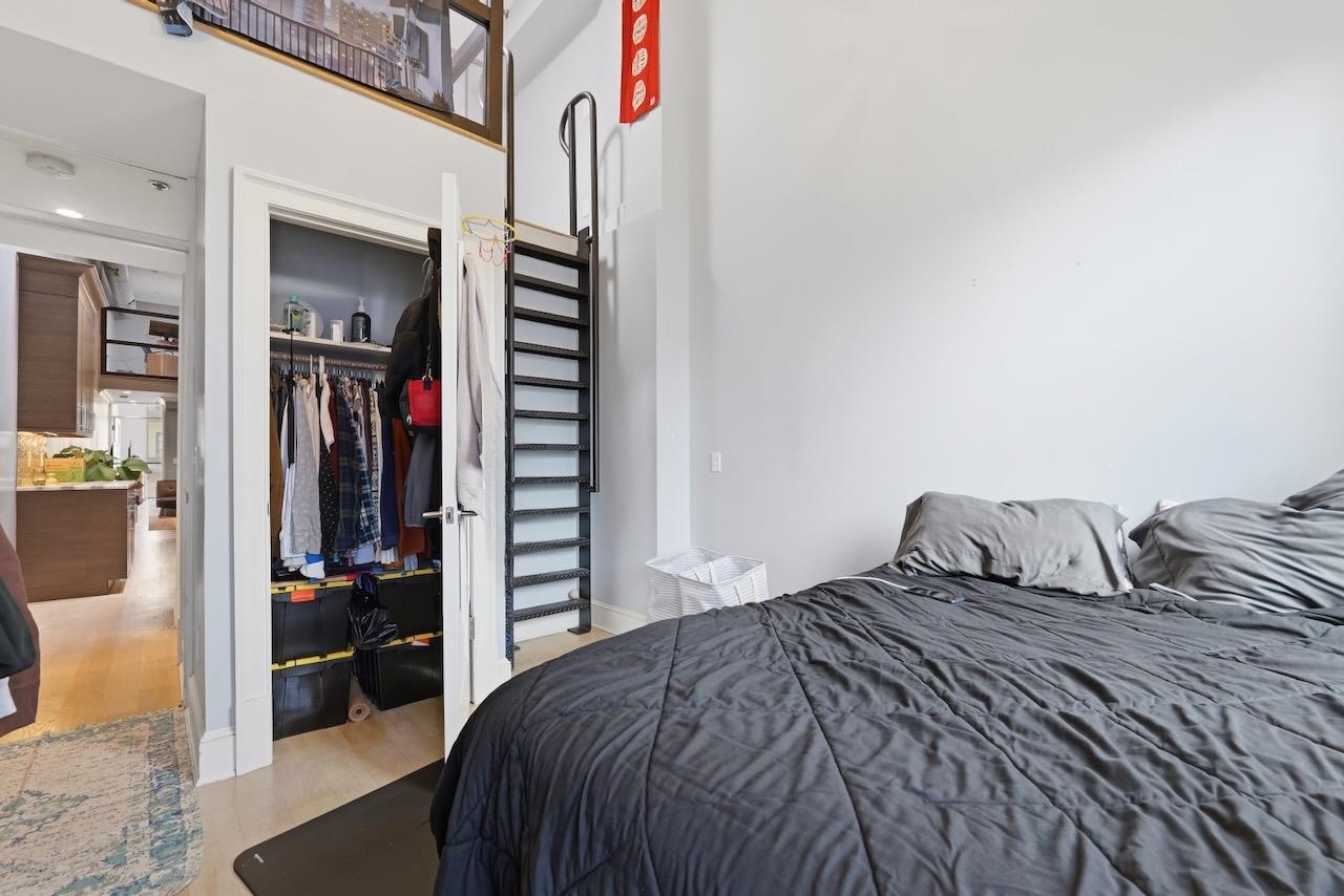 500 JEFFERSON ST Unit: 5