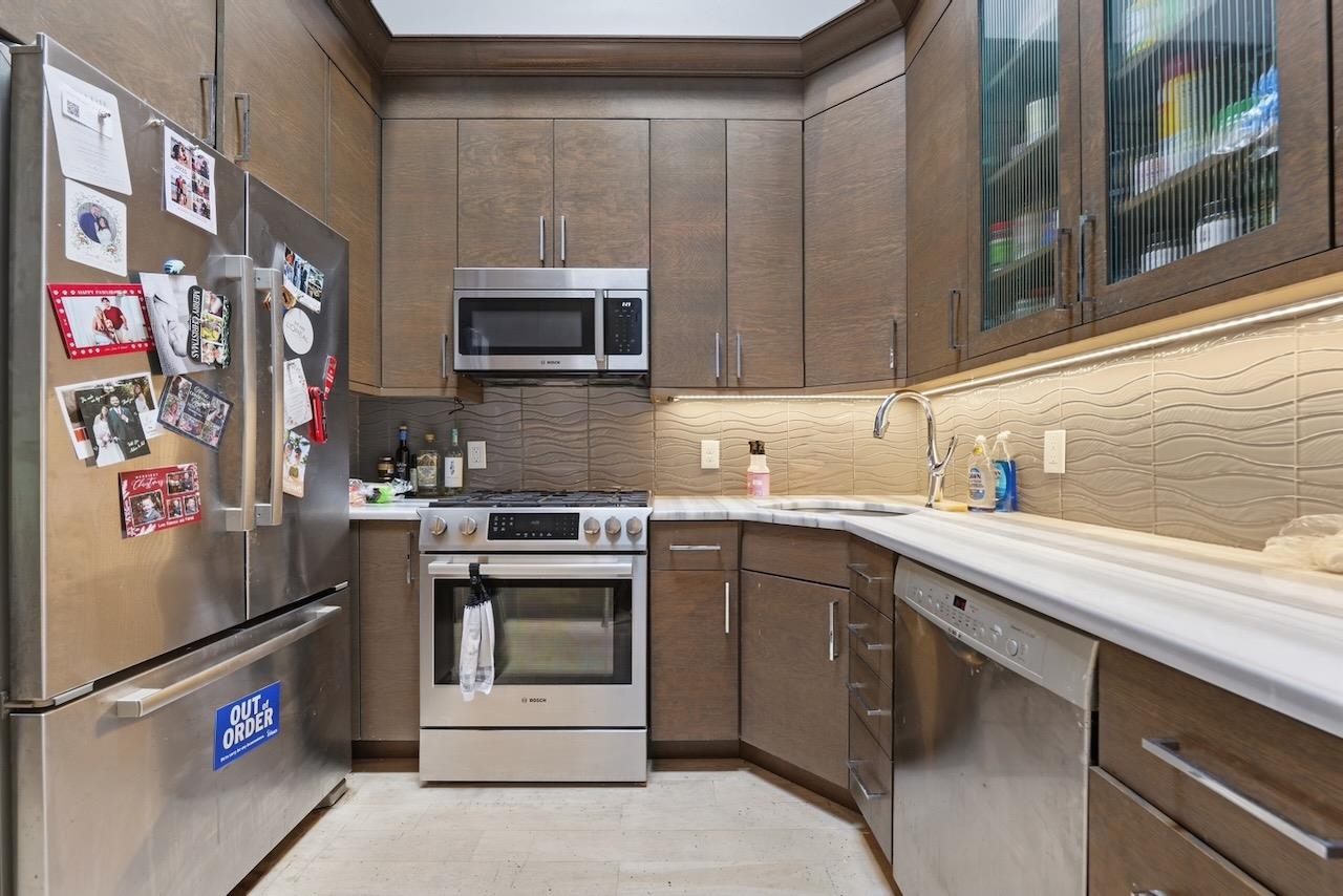 500 JEFFERSON ST Unit: 5