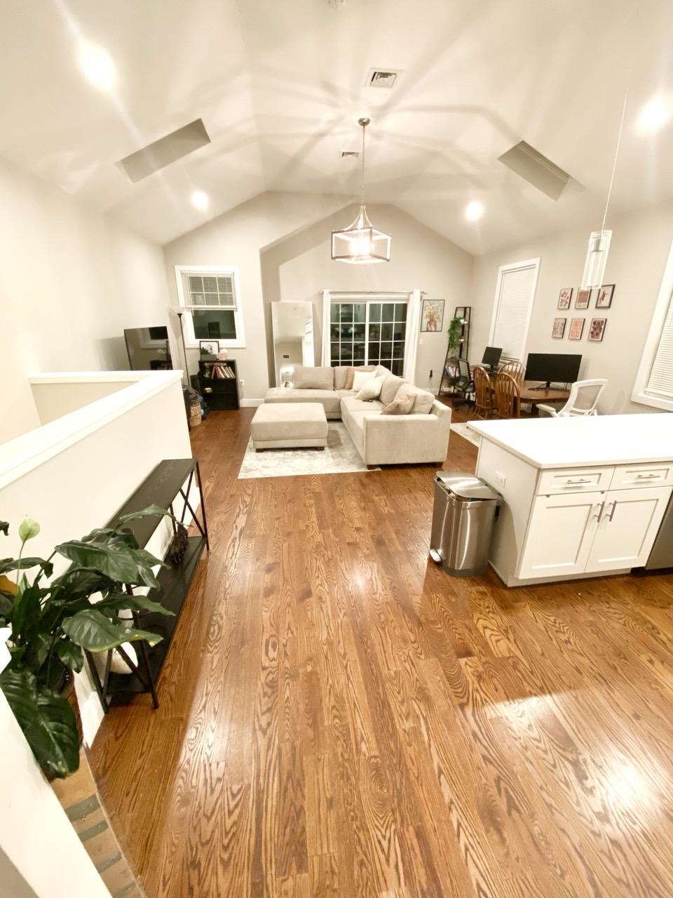 268 GRIFFITH ST Unit: 2