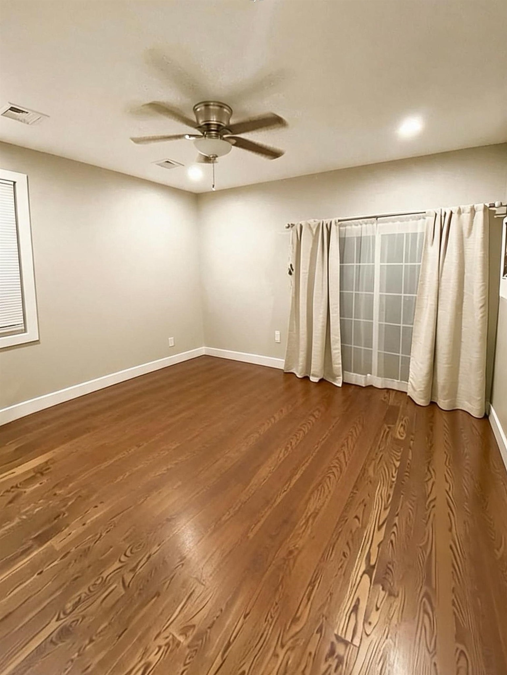 268 GRIFFITH ST Unit: 2