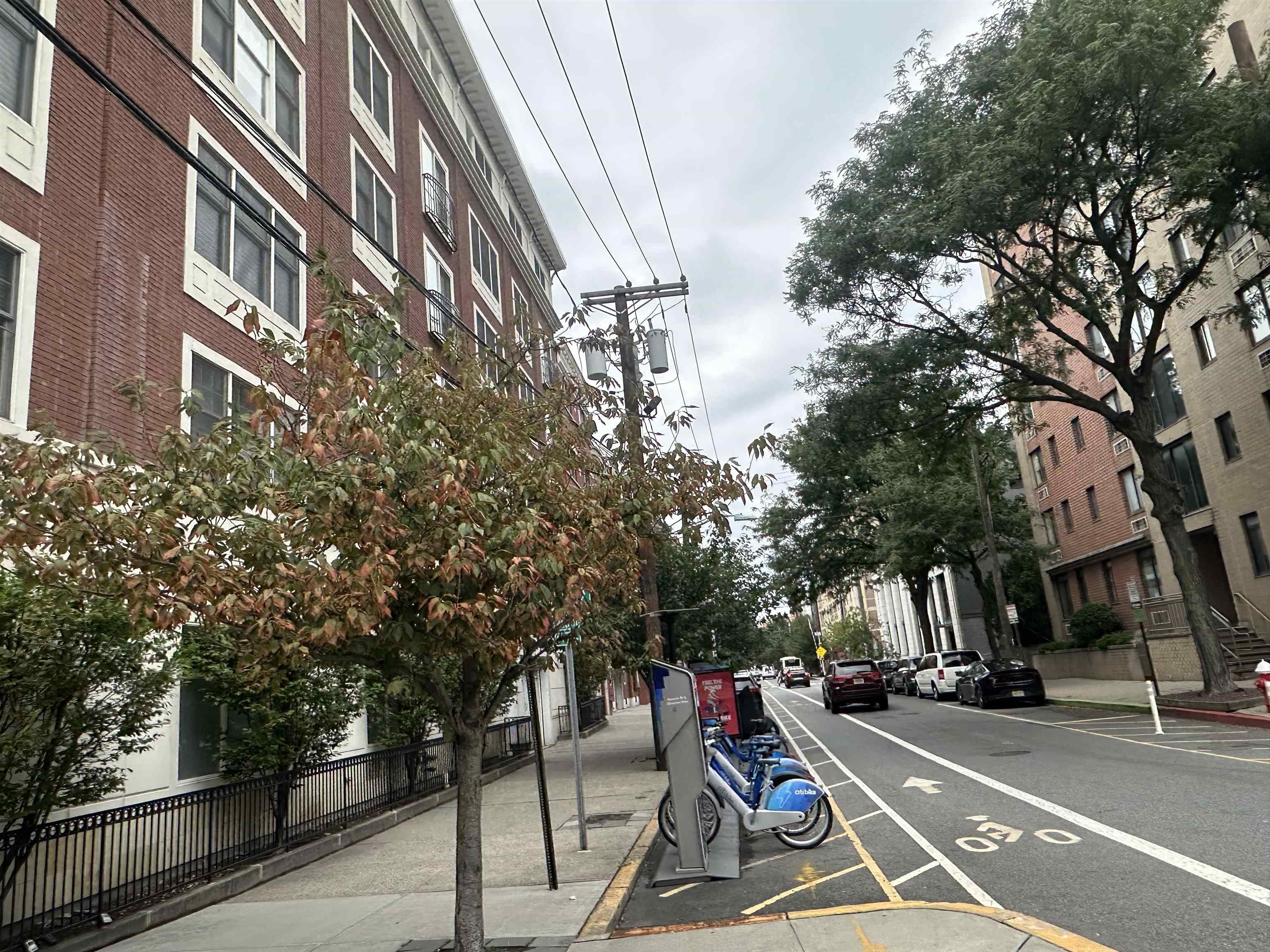82 CLINTON ST Unit: 2B