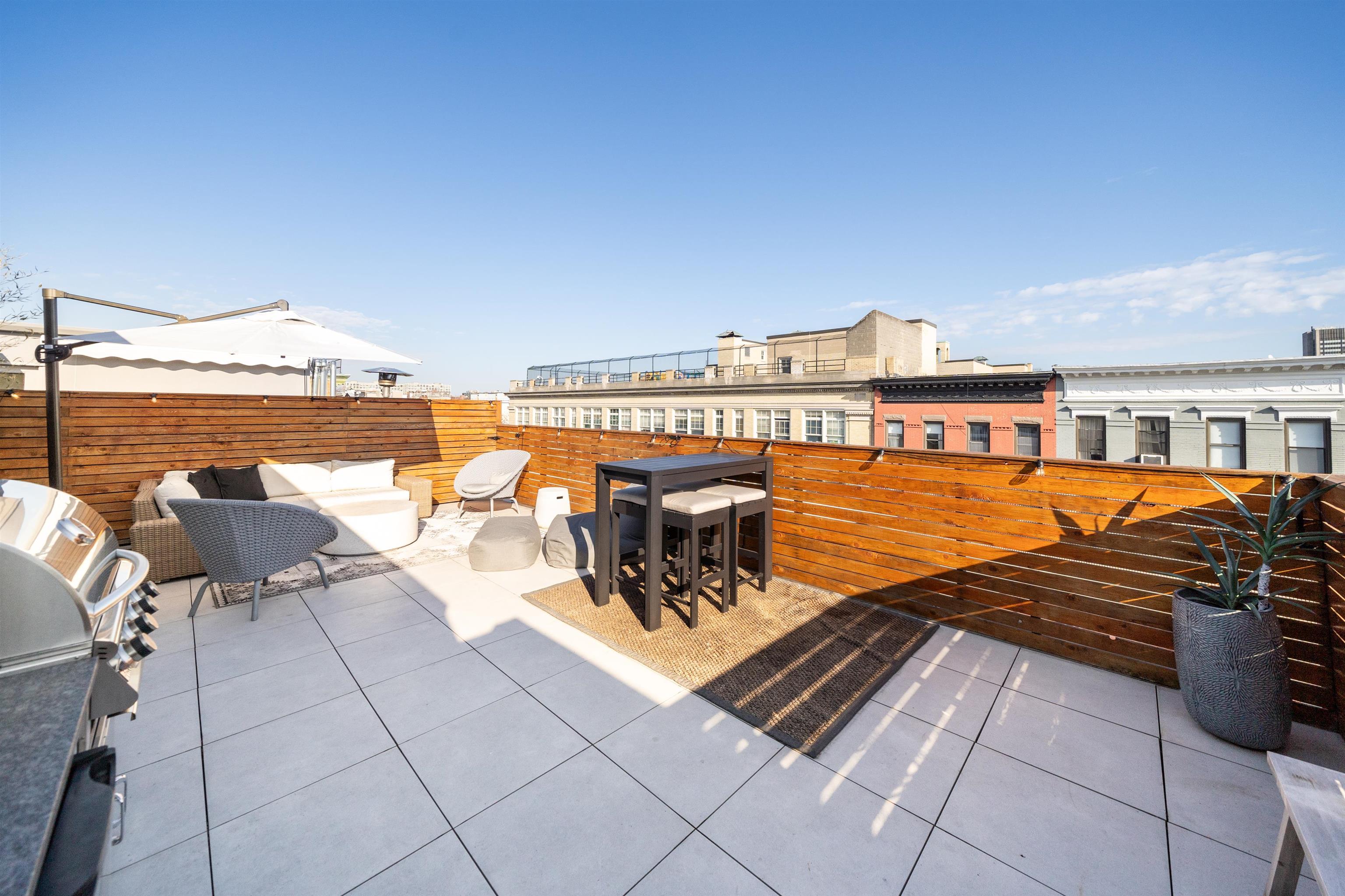 830 PARK AVE Unit: 501