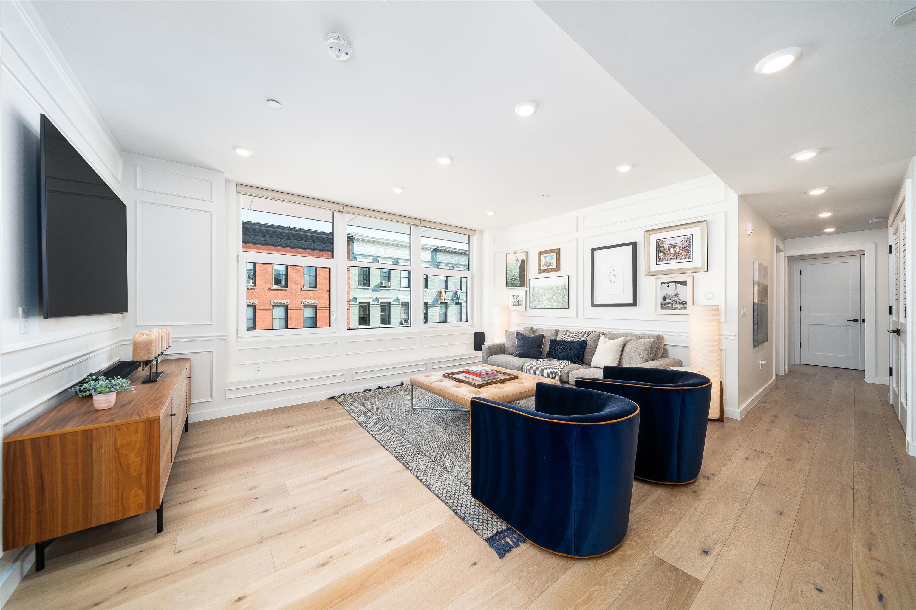 830 PARK AVE Unit: 501