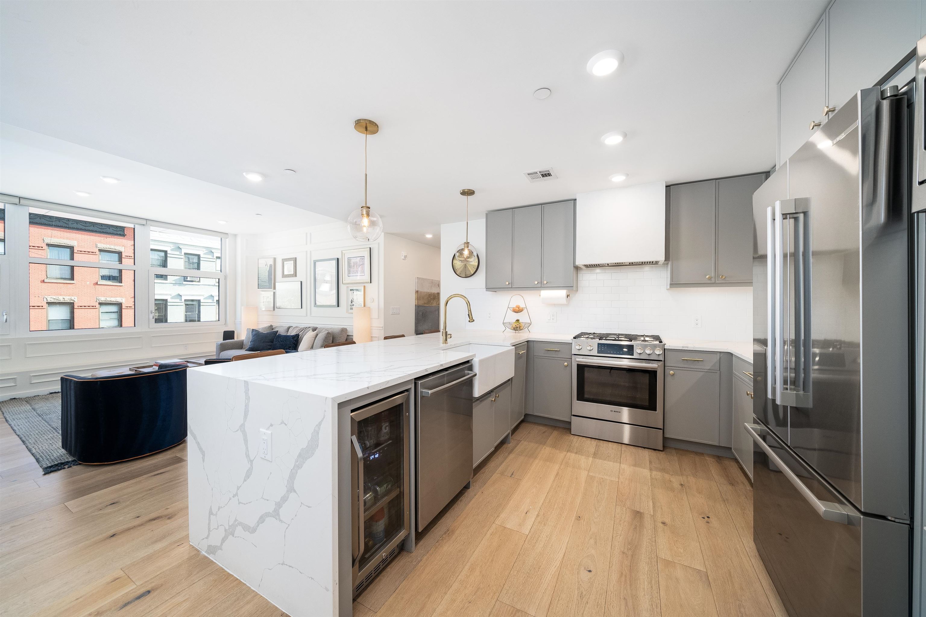 830 PARK AVE Unit: 501