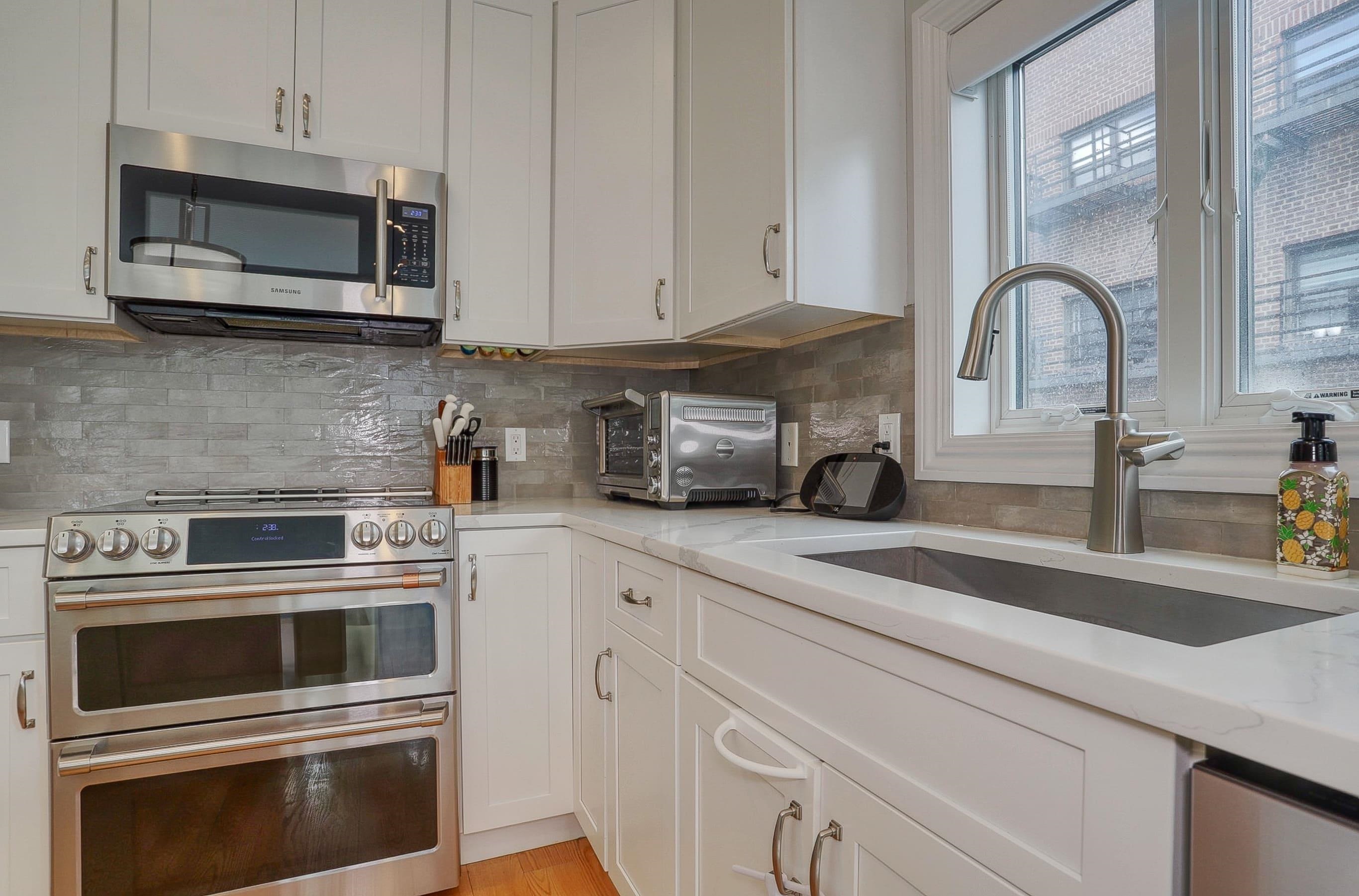 210 NORTH ST Unit: 1