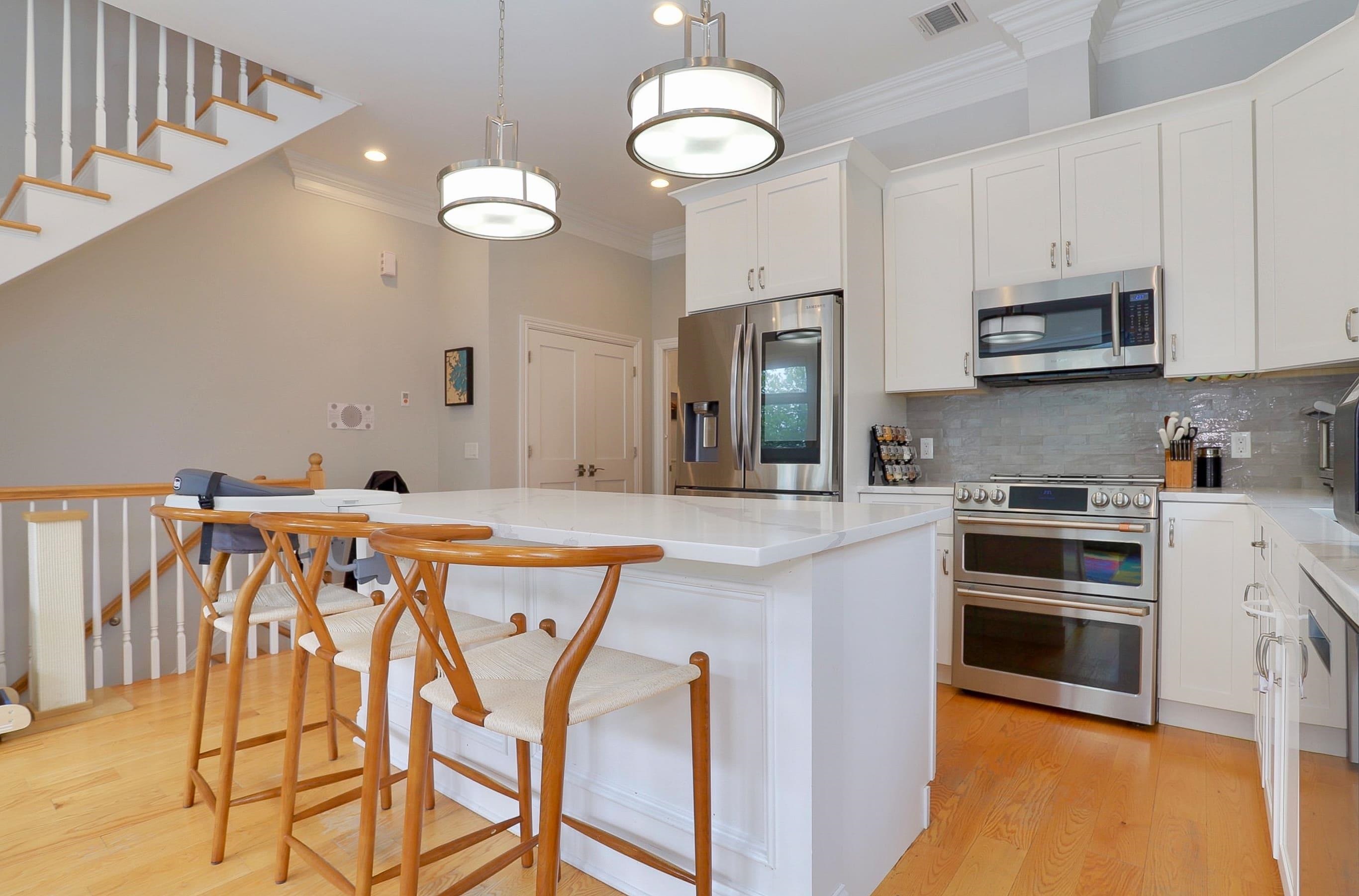 210 NORTH ST Unit: 1
