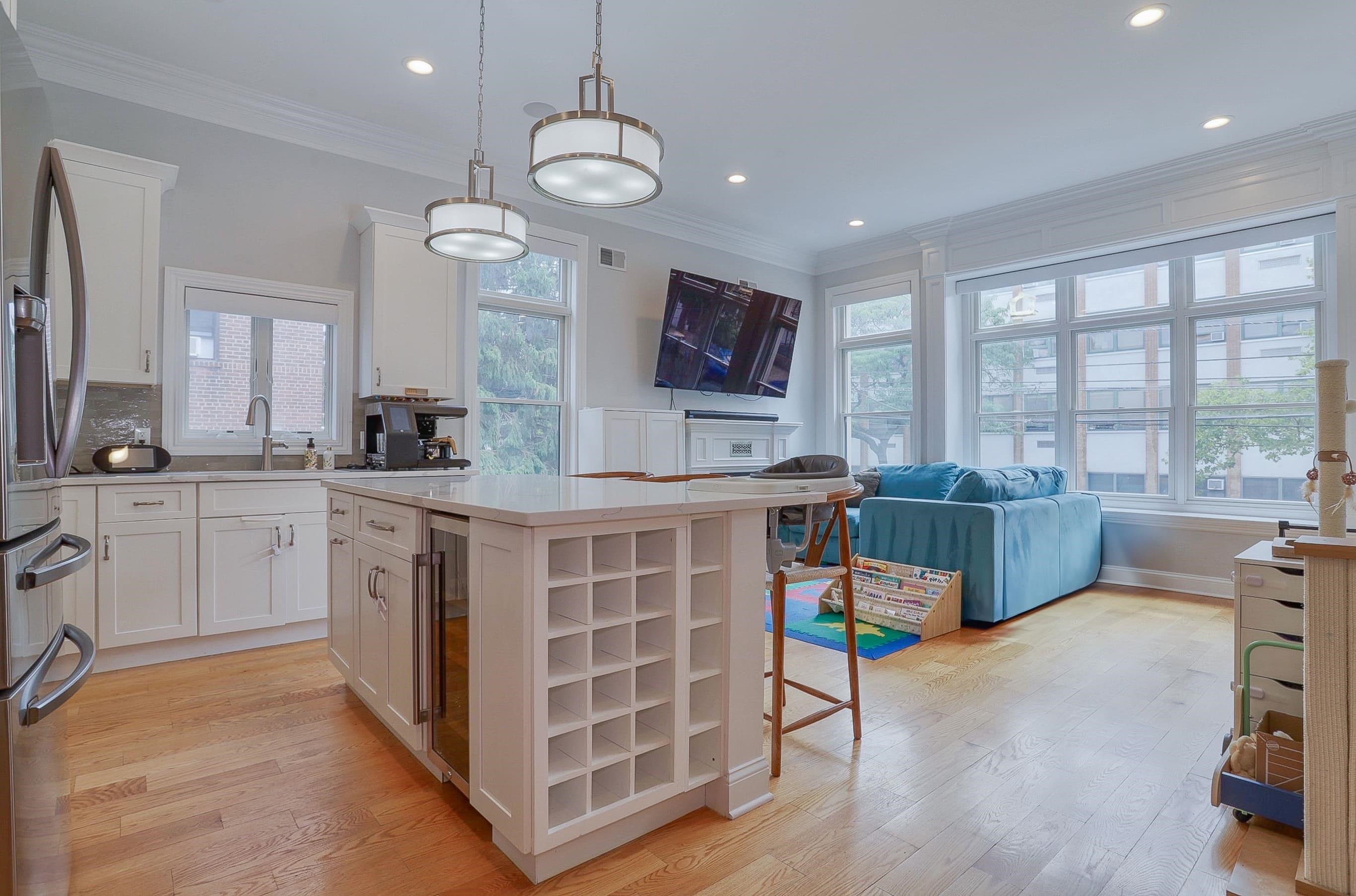 210 NORTH ST Unit: 1