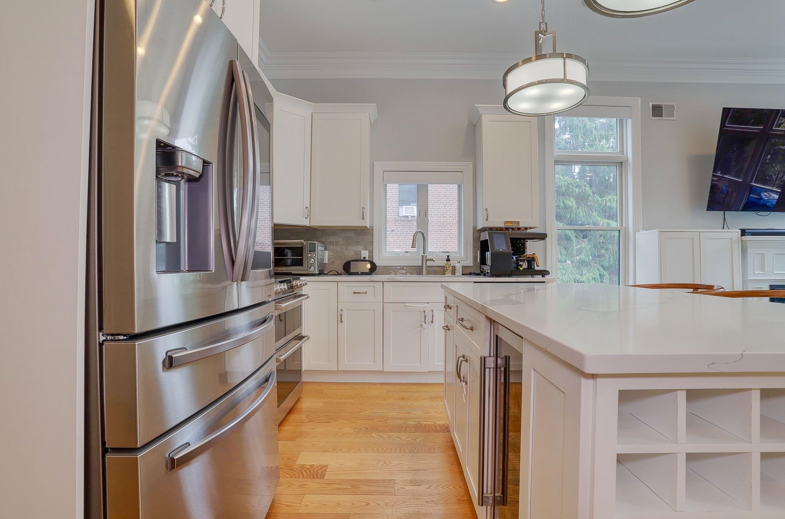 210 NORTH ST Unit: 1