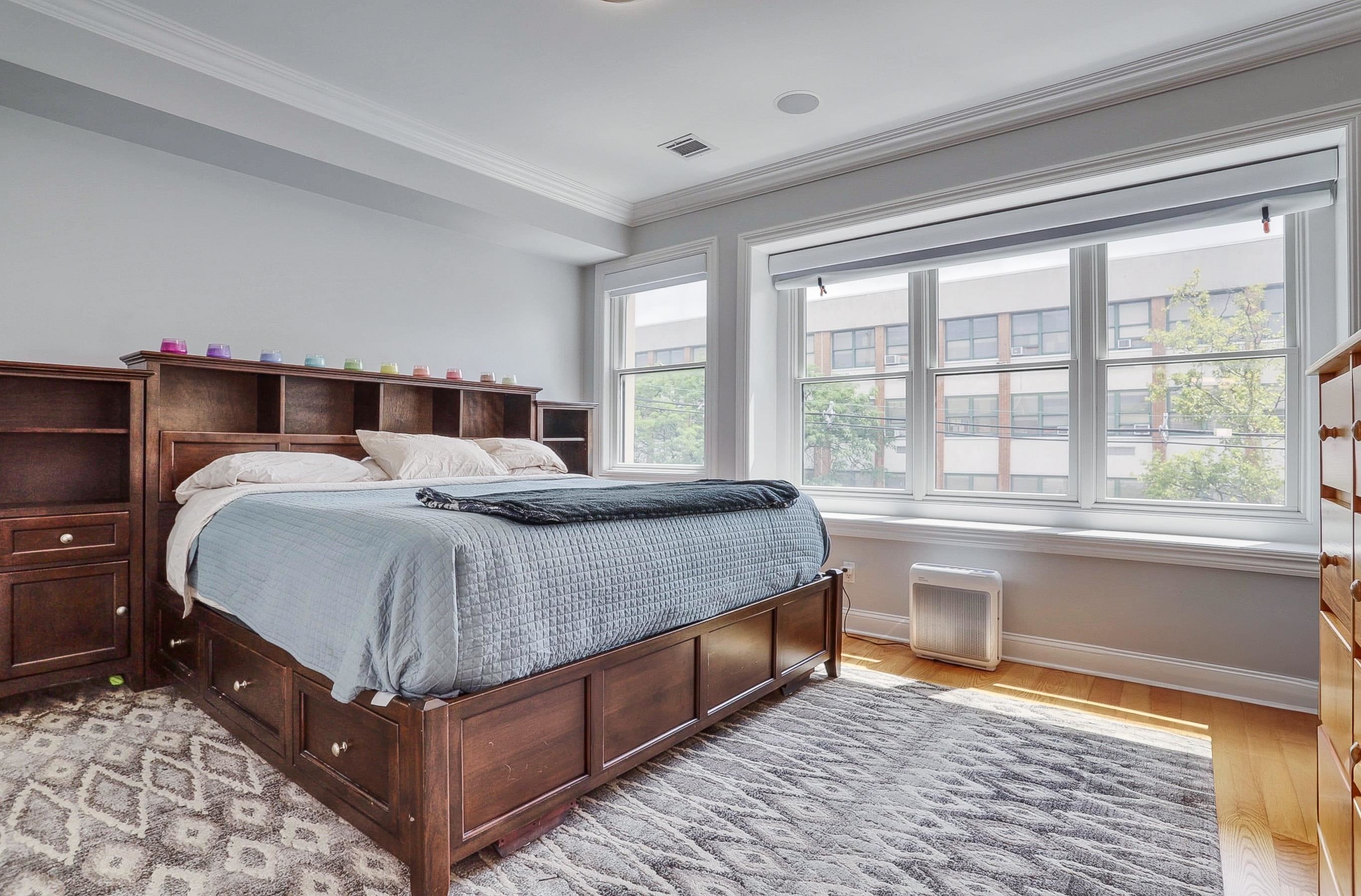 210 NORTH ST Unit: 1