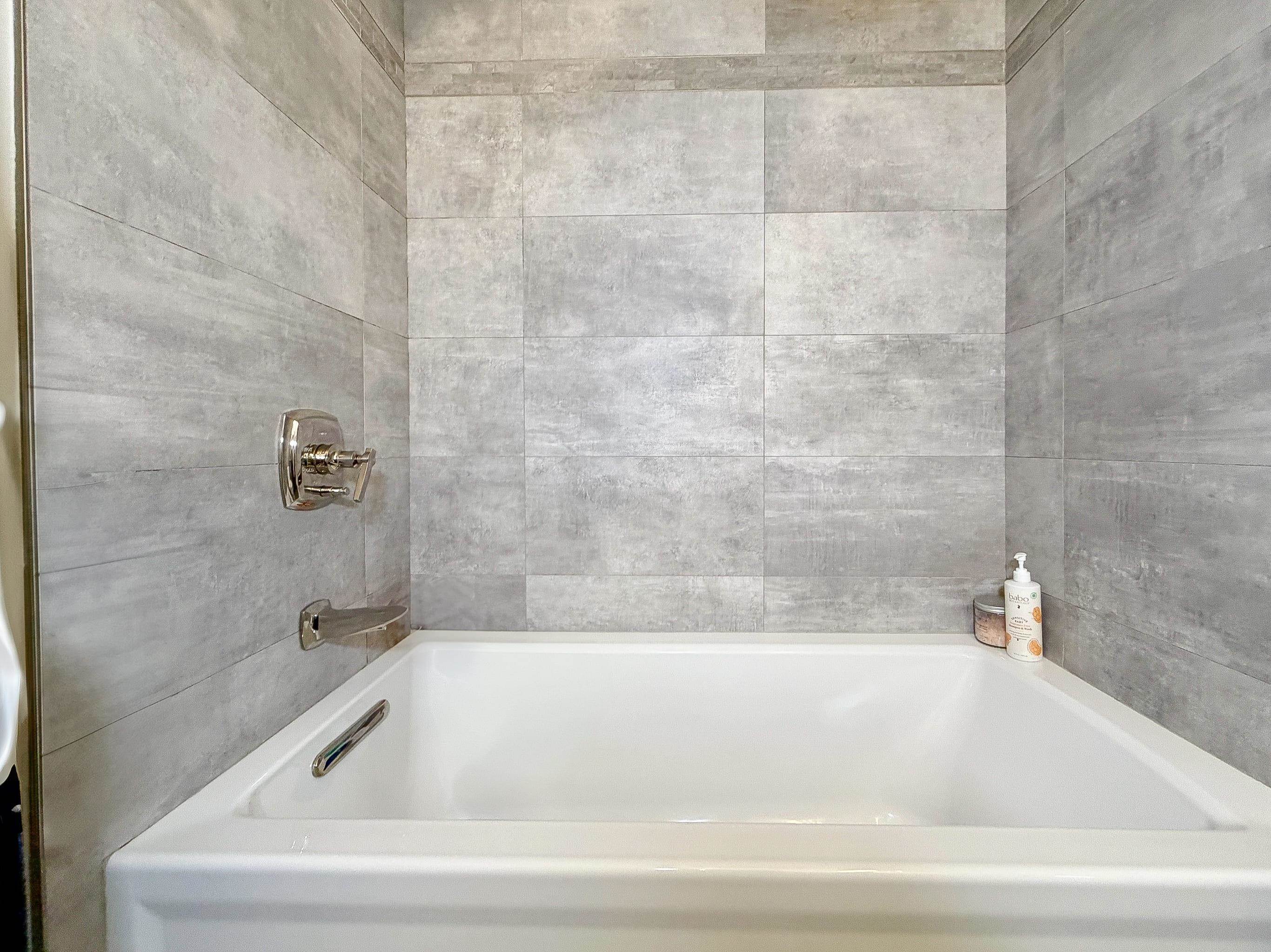 210 NORTH ST Unit: 1