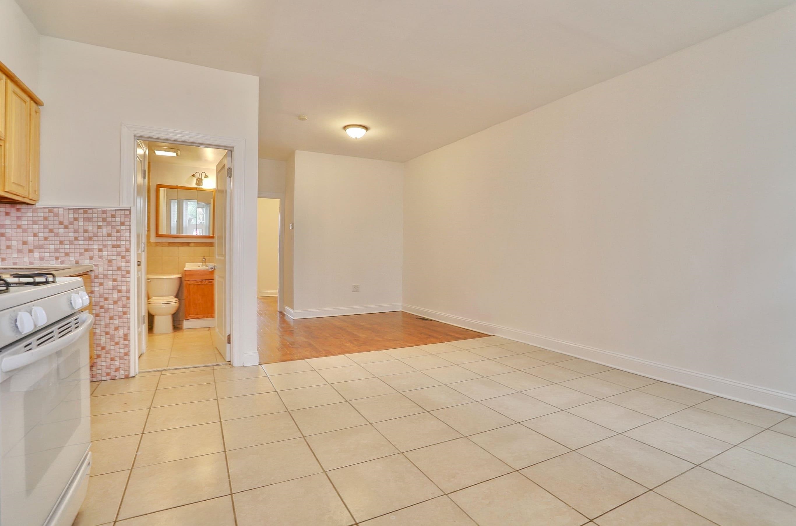 272 GRANT AVE Unit: 1