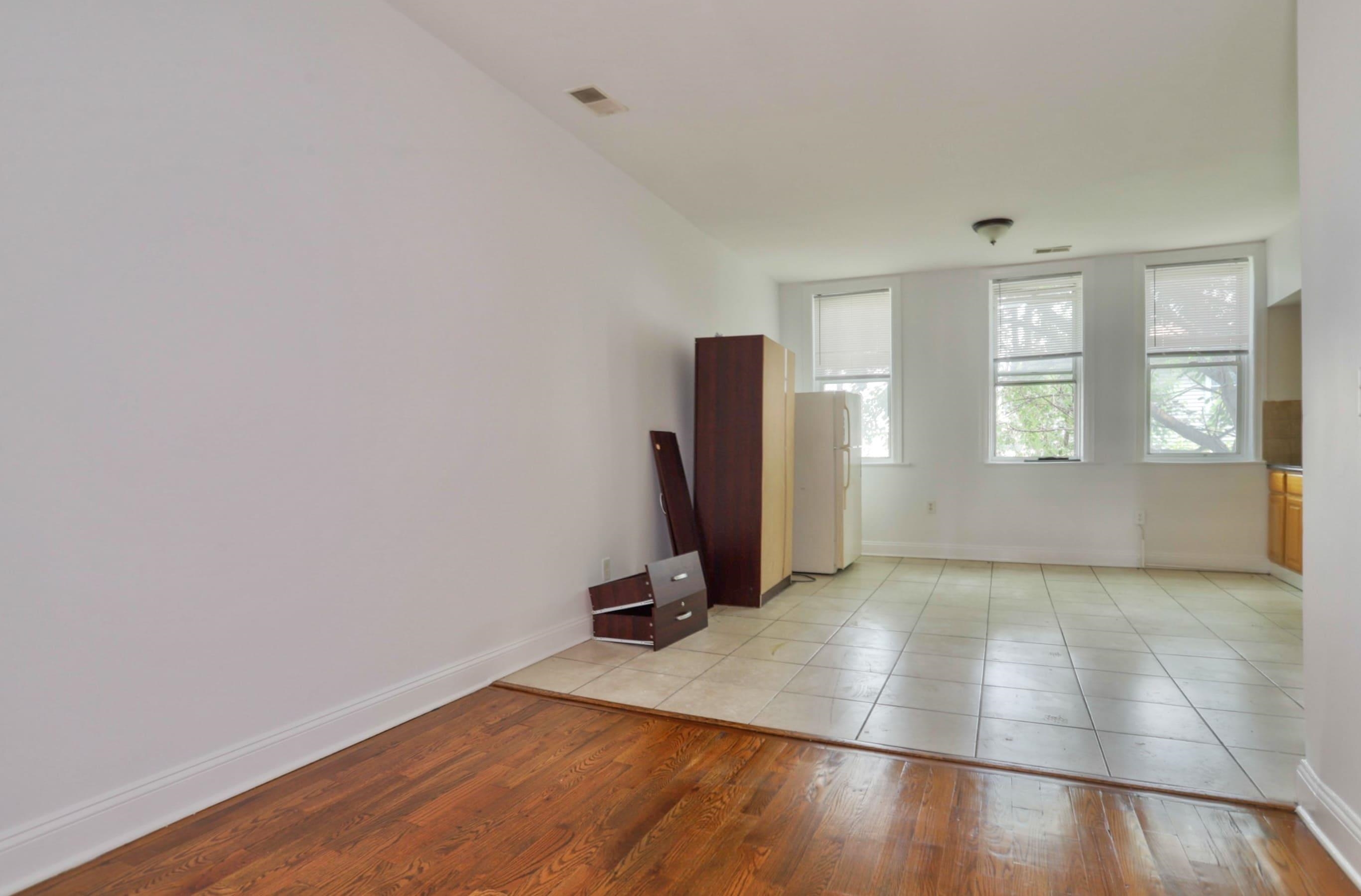 272 GRANT AVE Unit: 2