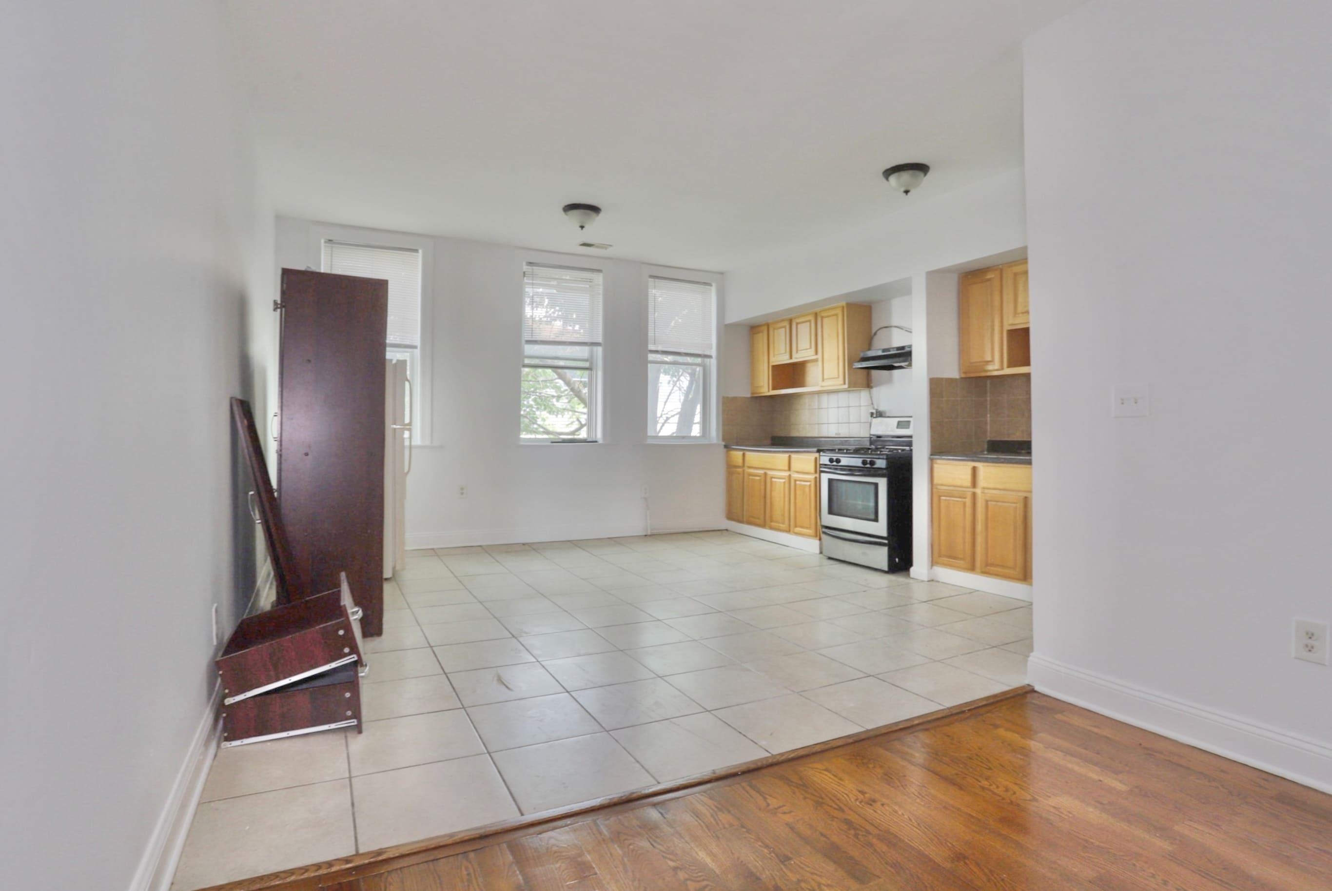 272 GRANT AVE Unit: 2
