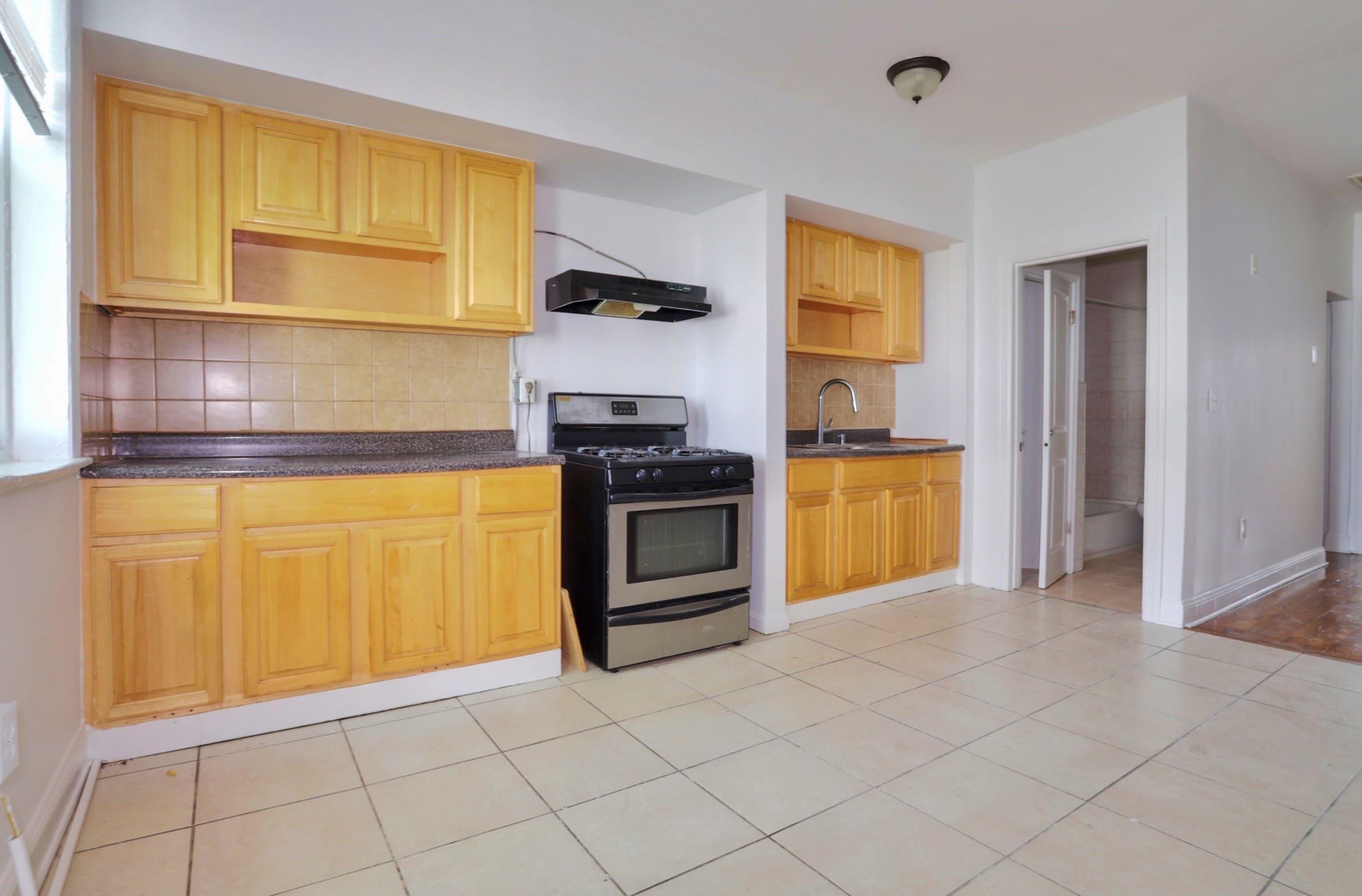 272 GRANT AVE Unit: 2