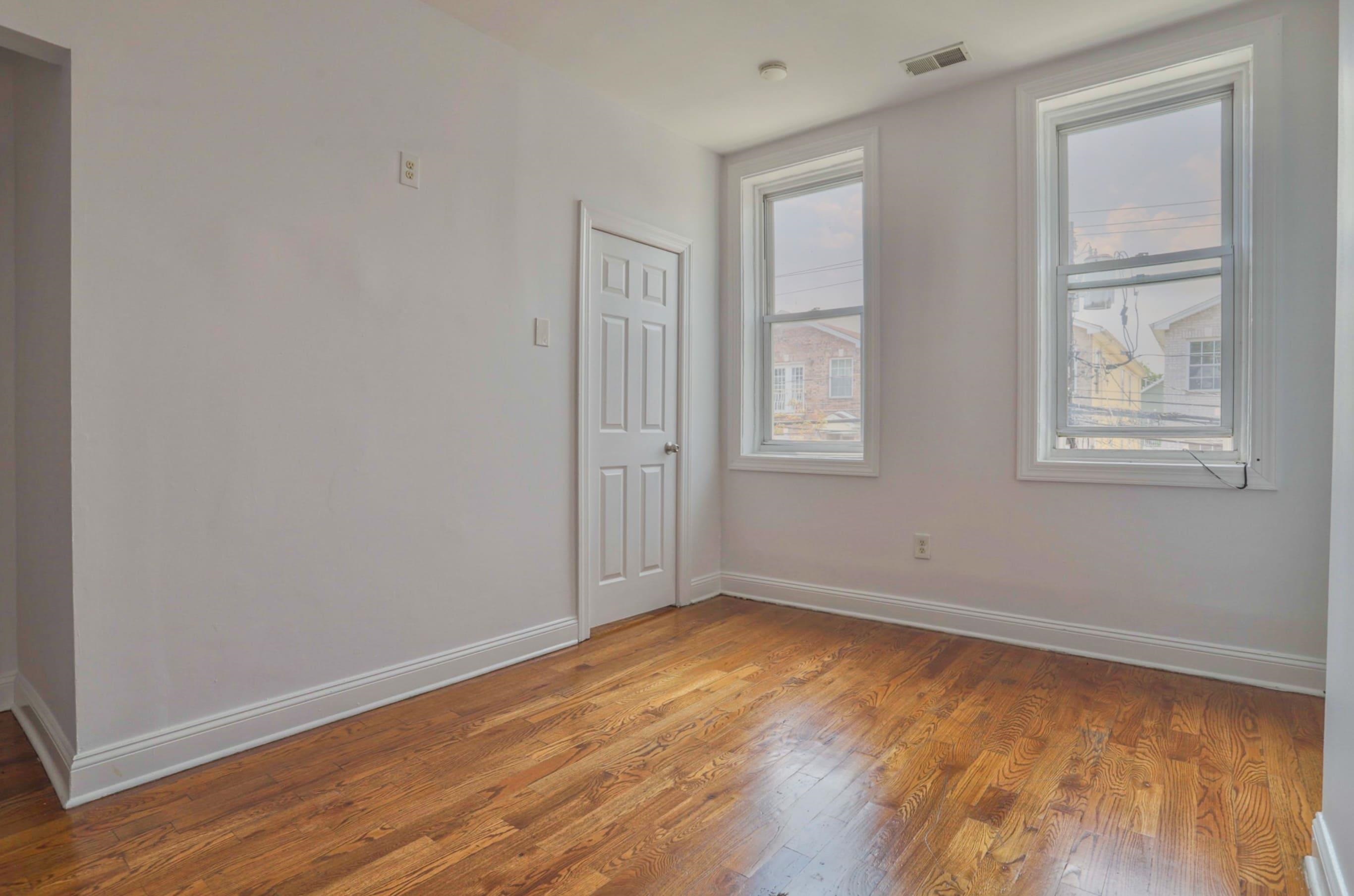 272 GRANT AVE Unit: 2