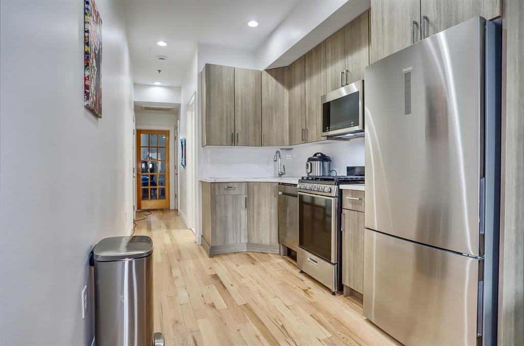 314 MONROE ST Unit: 8
