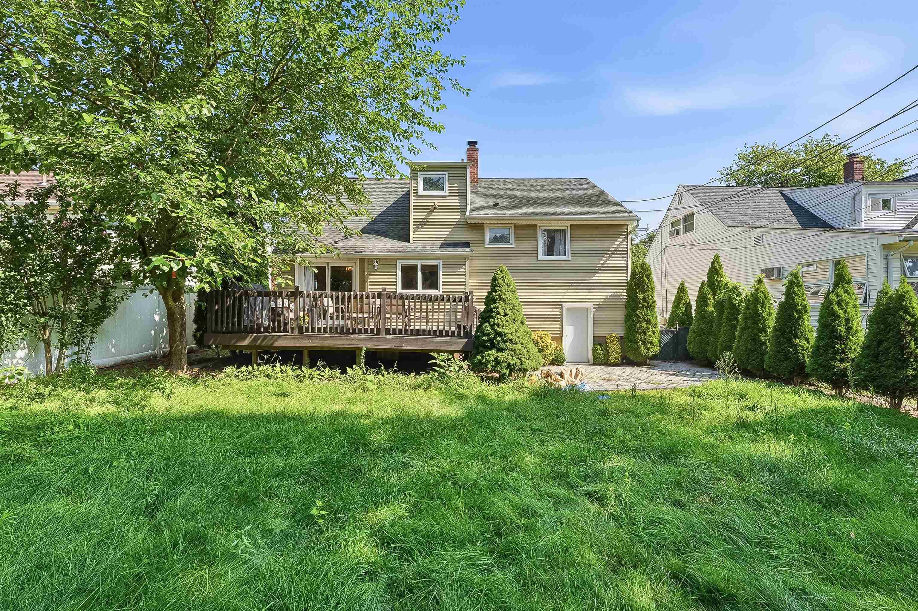 230 WATCHUNG AVE
