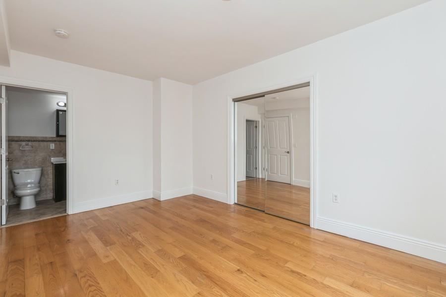 125 43RD ST Unit: 602