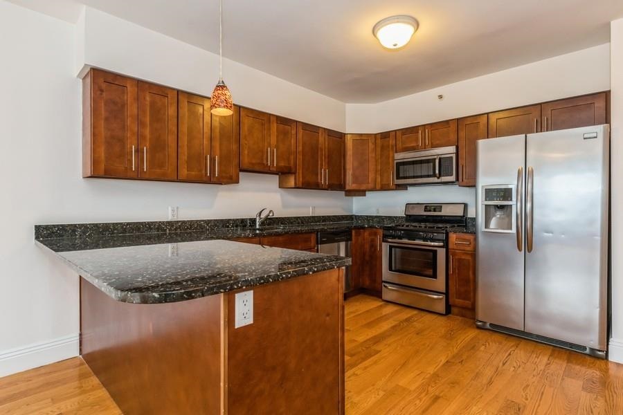 125 43RD ST Unit: 602