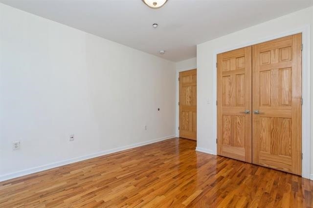 17 MEADOW RD Unit: 307
