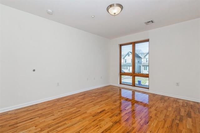 17 MEADOW RD Unit: 307