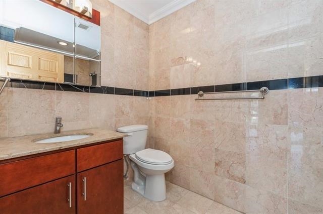 17 MEADOW RD Unit: 307