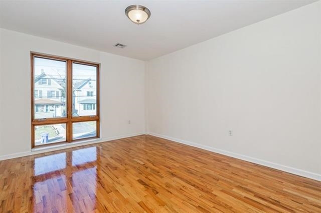 17 MEADOW RD Unit: 307