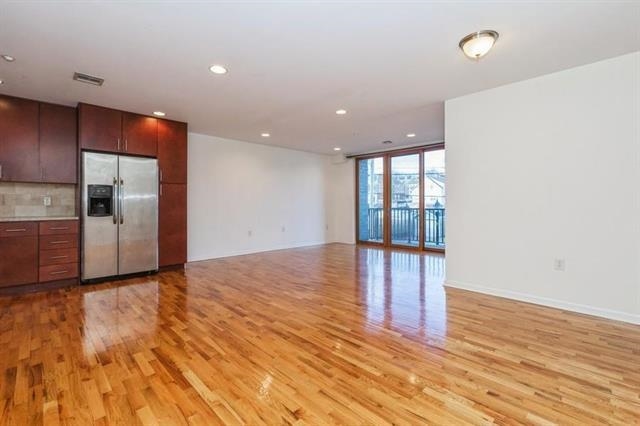 17 MEADOW RD Unit: 307
