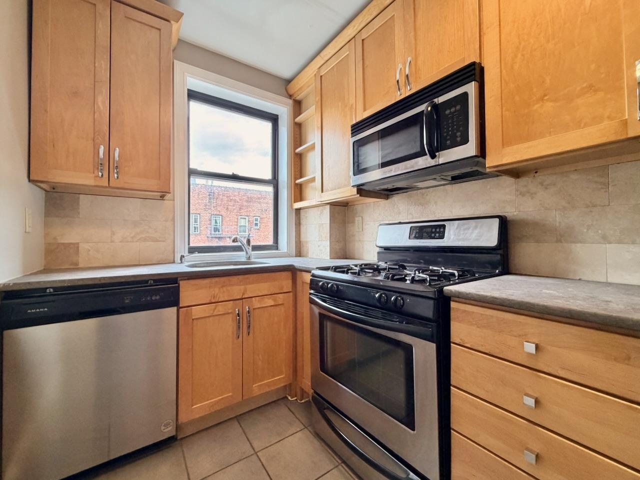 151 SIP AVE Unit: 29
