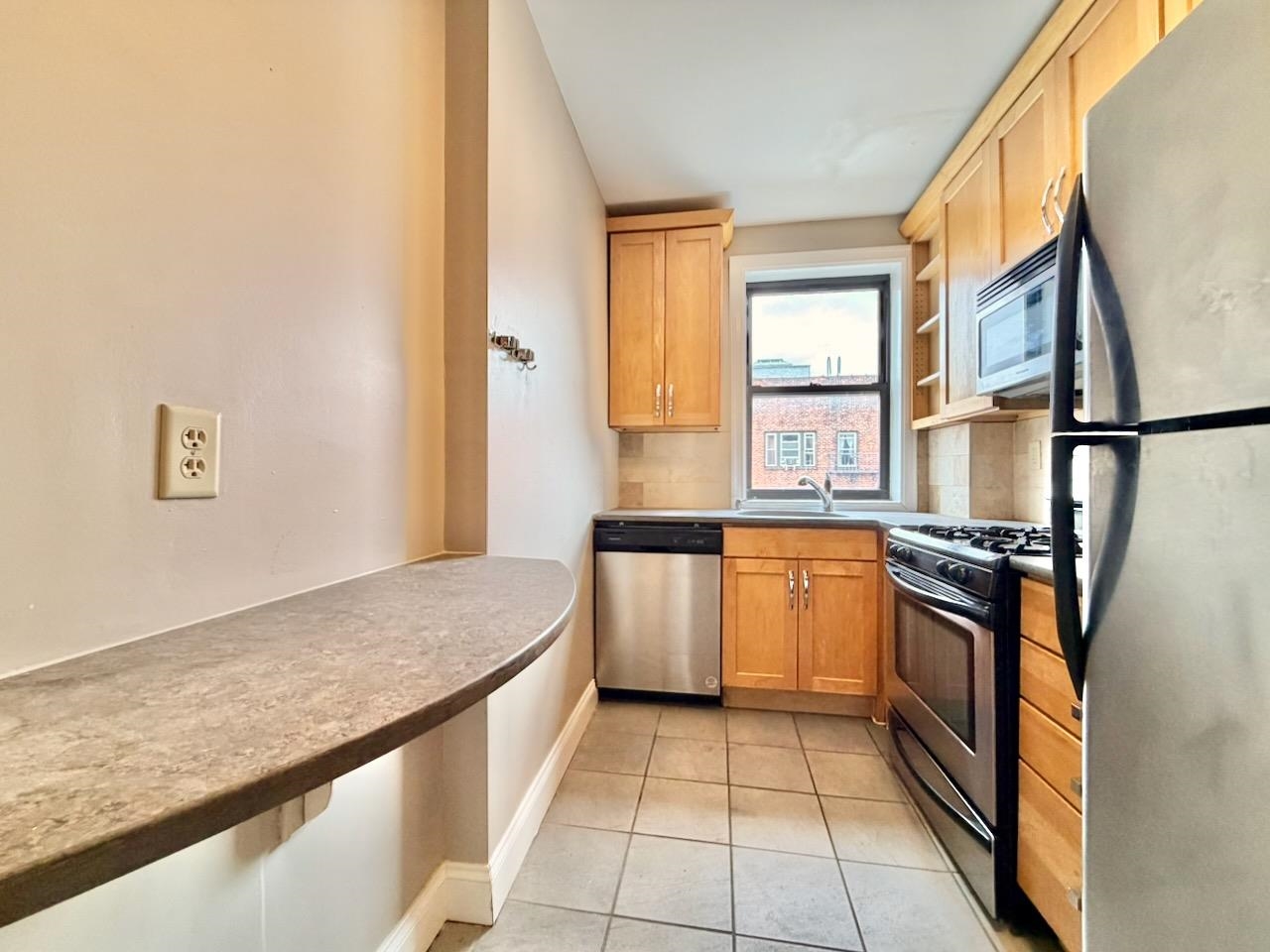 151 SIP AVE Unit: 29