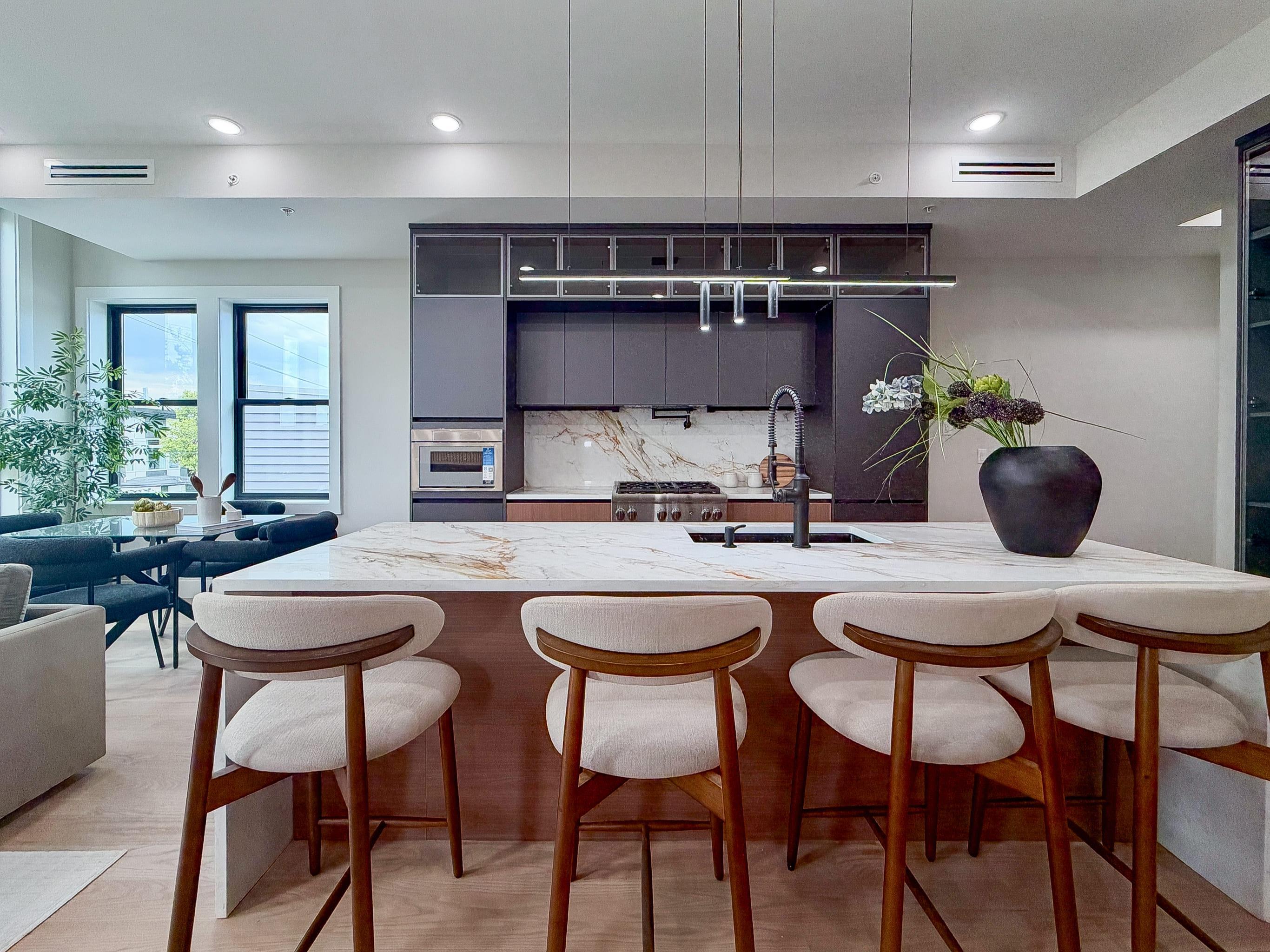 133 NORTH ST Unit: 3