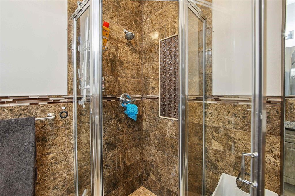 3611 PARK AVE Unit: 302