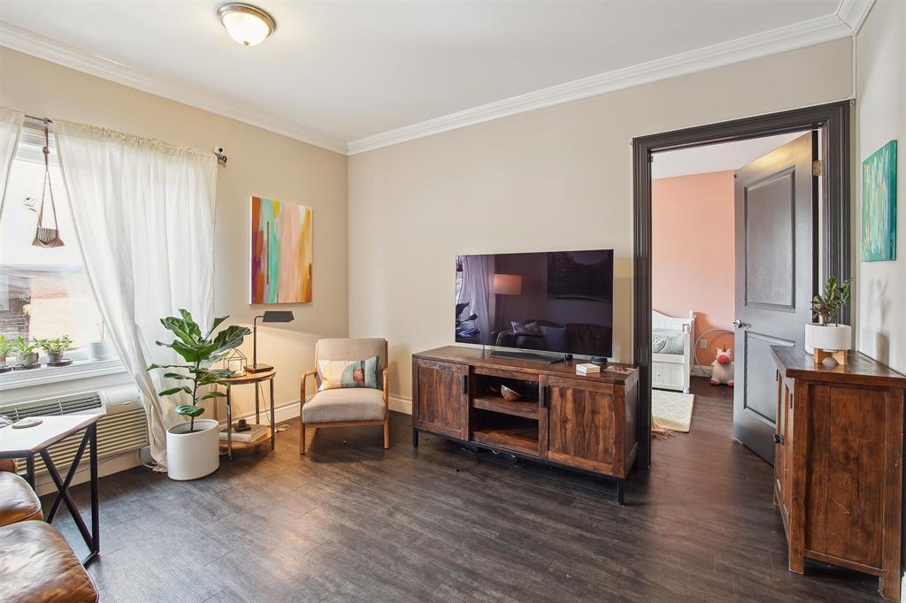 3611 PARK AVE Unit: 302