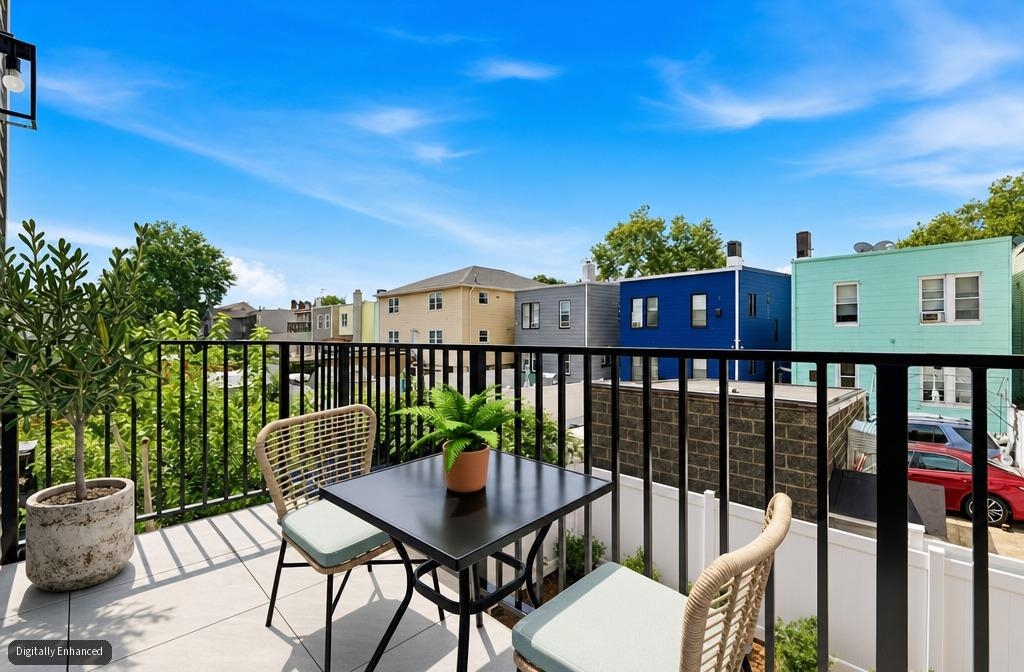 389 VIRGINIA AVE Unit: 2