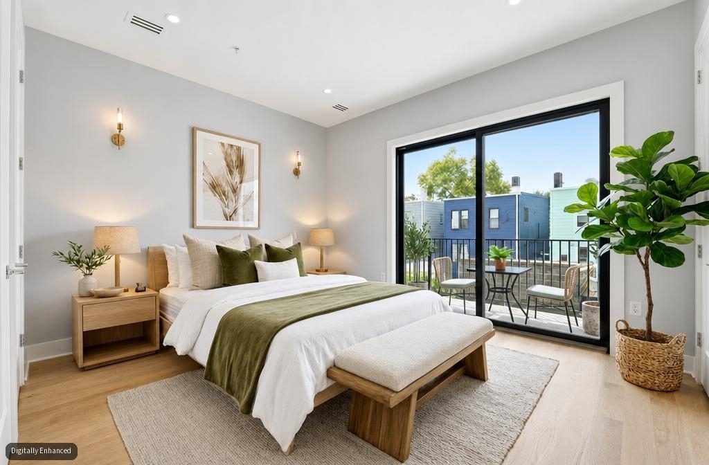 389 VIRGINIA AVE Unit: 2