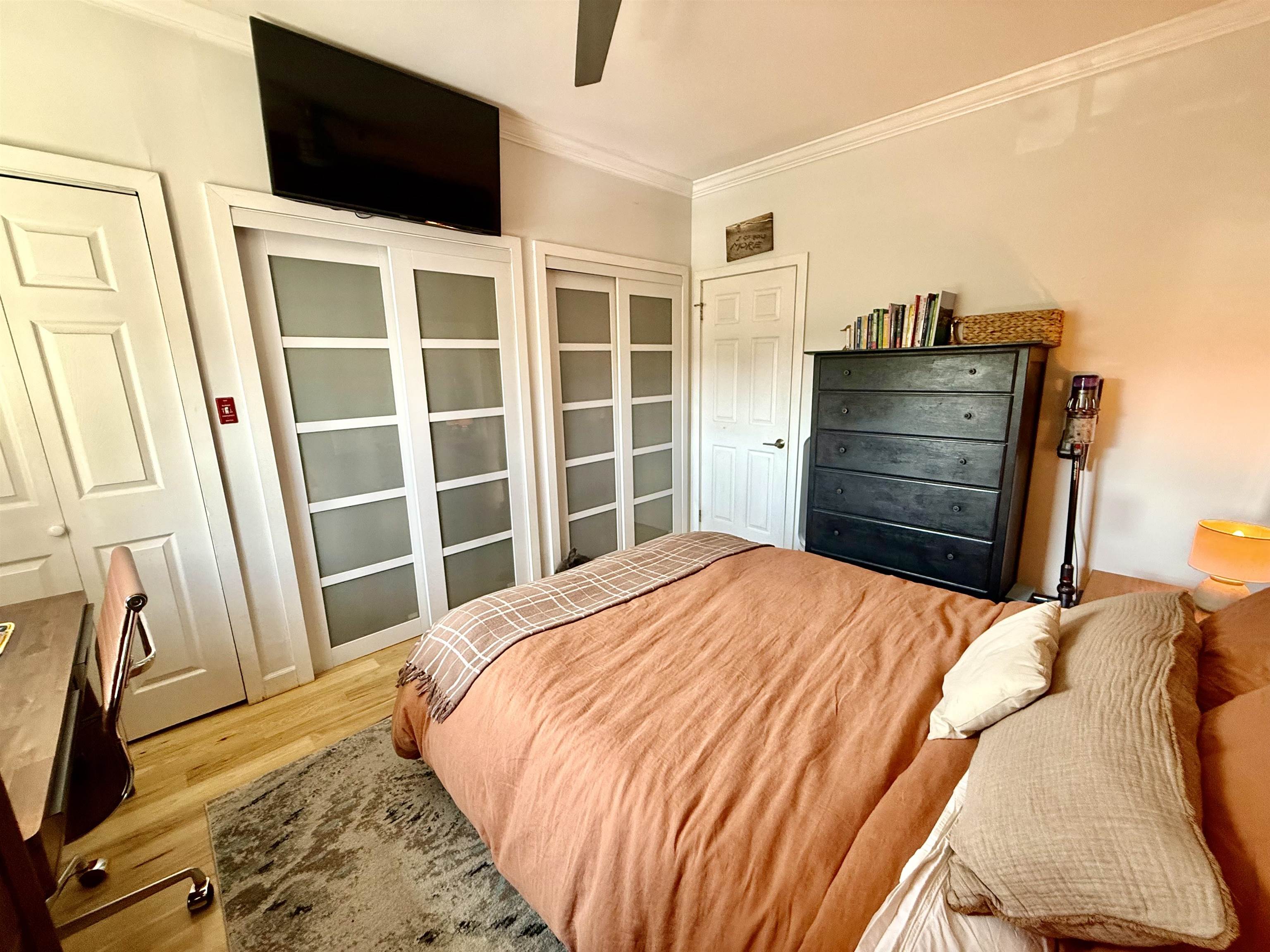 301 MONROE ST Unit: 3R