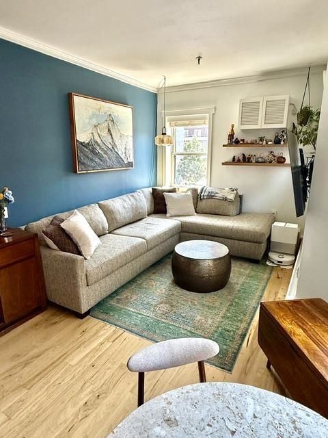 301 MONROE ST Unit: 3R