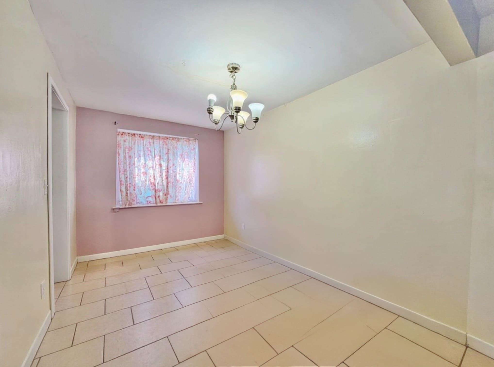 564 GARFIELD AVE