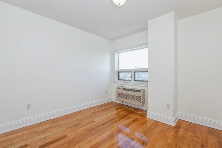 809-815 22ND ST Unit: 510