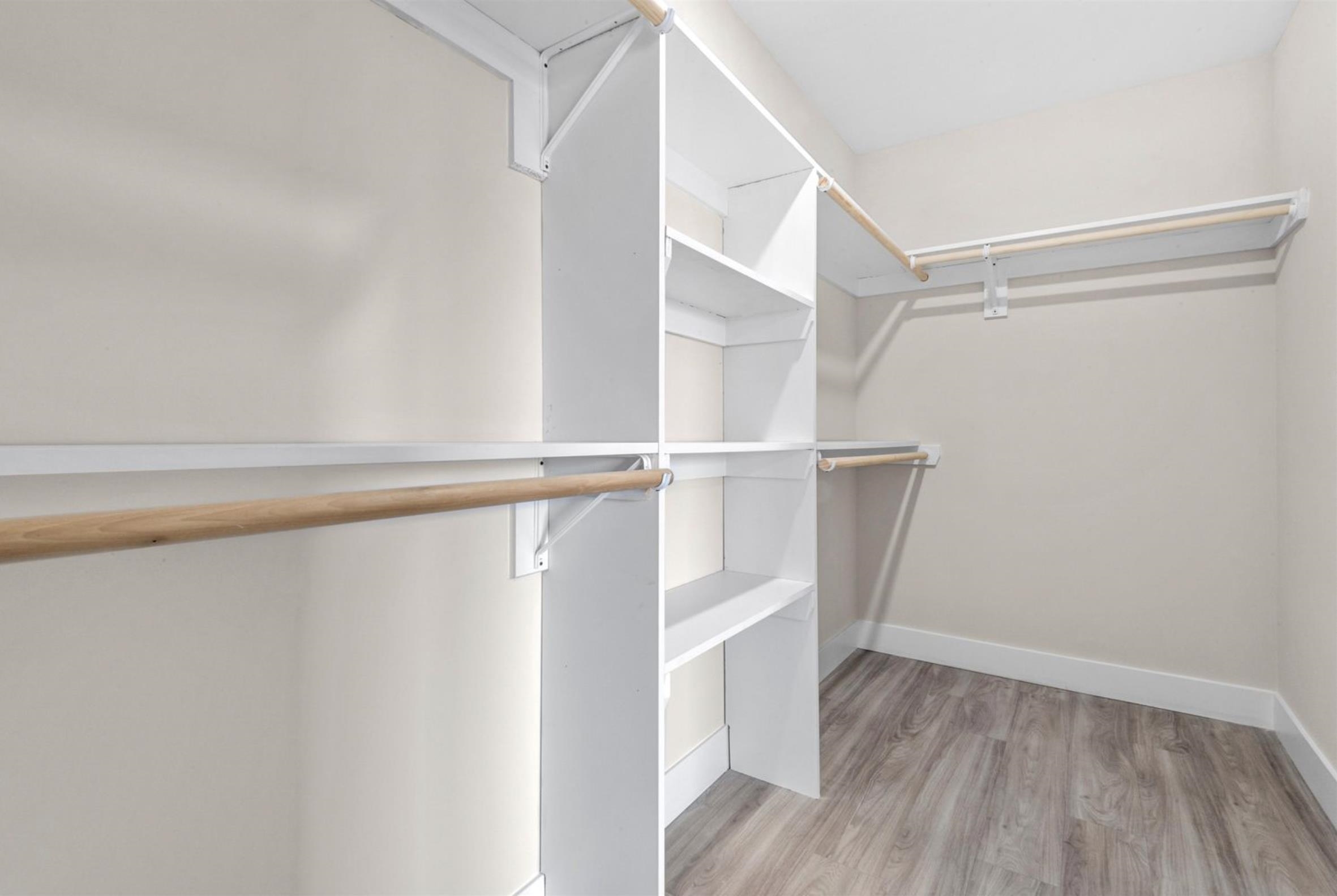 212 70TH ST Unit: 405