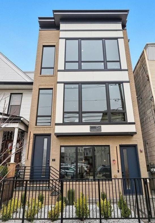 134 HANCOCK AVE Unit: 101